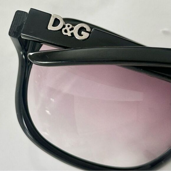 SOLD:Dolce and Gabbana D&G RetroY2K Slim Aviator GradientSunglasses Black Silver - Picture 9 of 12